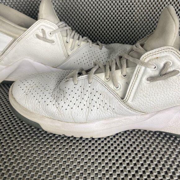 Jordan Flight Sneakers Mens Size 12 White Low Top Lace Up Basketball AH6462-100